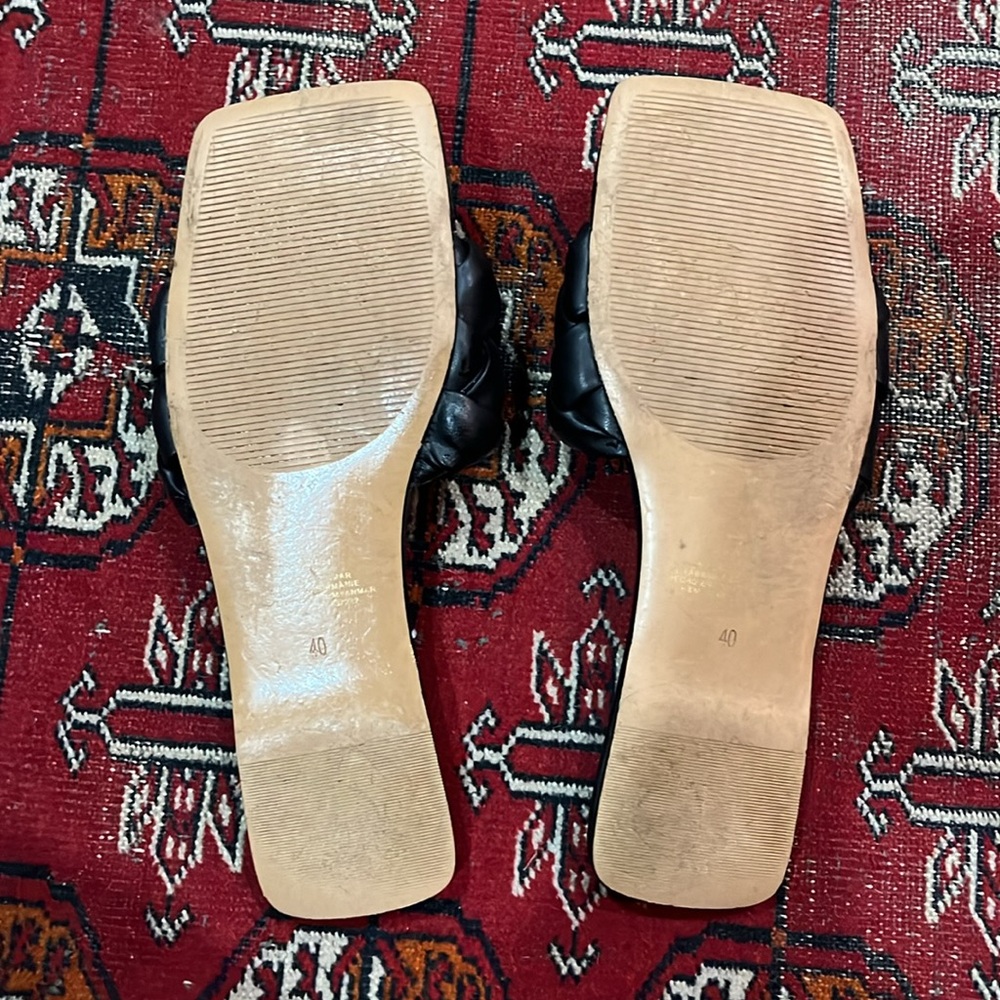 Black Sandal Slides - Picture 3 of 3